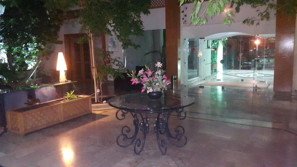 Shell & فندق