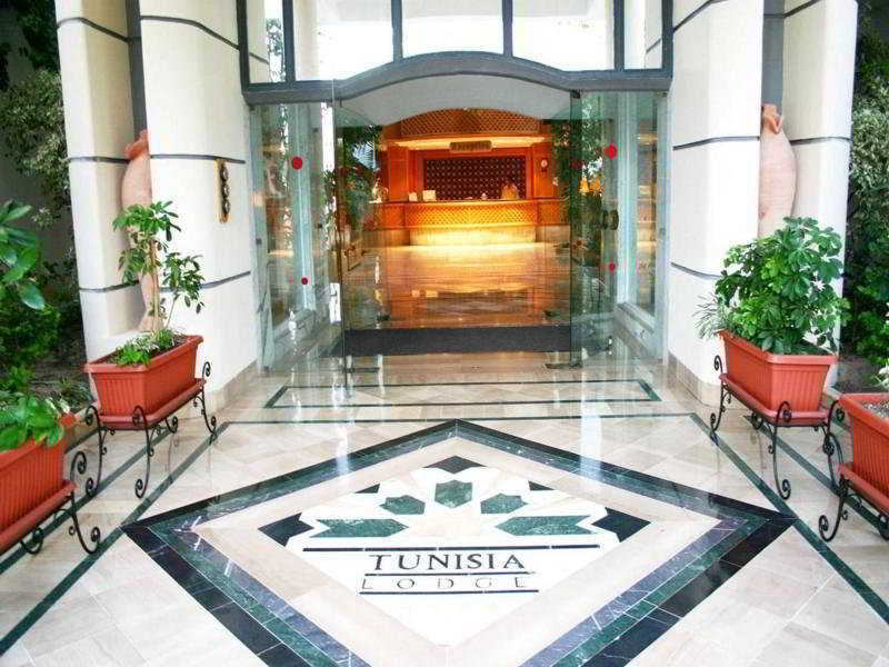 Shell & Hotel 4*